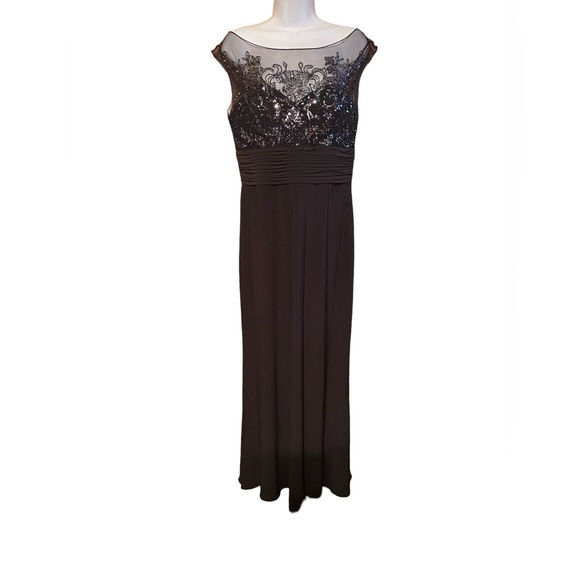 Cachet Dresses & Skirts - Cachet Women’s Dark Gray/ Black Sequin Sleeveless Maxi Formal Dress -Size 10
